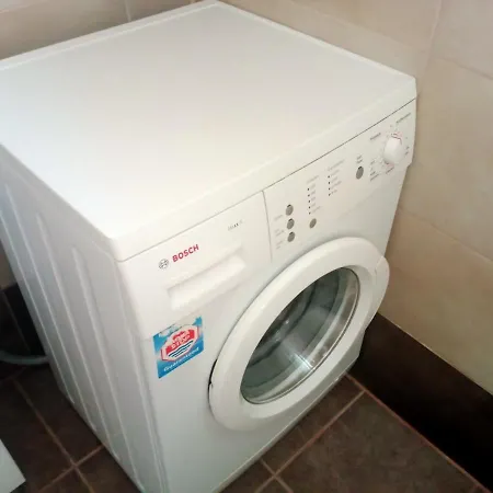 Family House عائلي بجميع مواصفات الراحة * Travnik